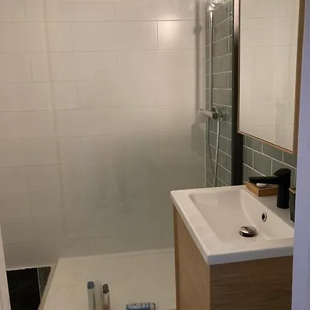 Vue Sur - Splendide Localisation! *